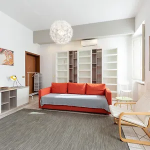 Apartment Casa Annalia Piacenza